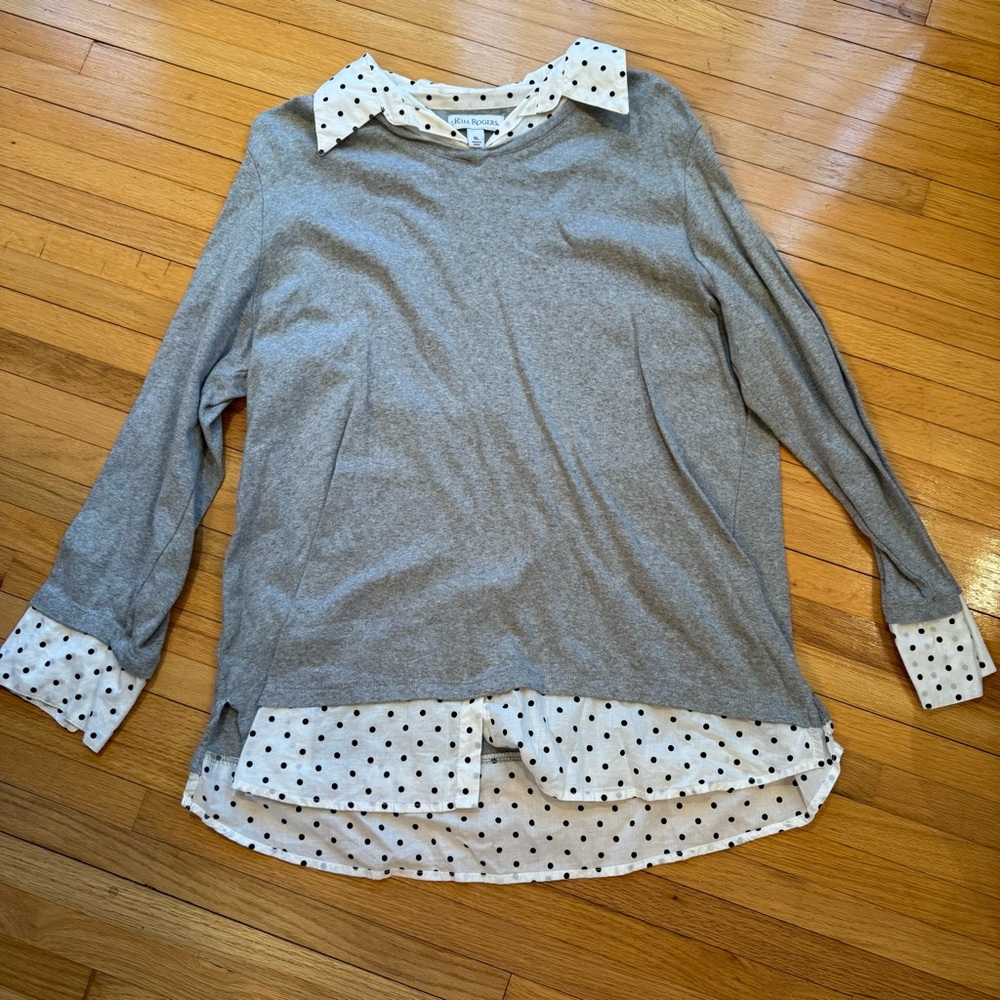 Chic Gray Top with Polka Dot Accents XL